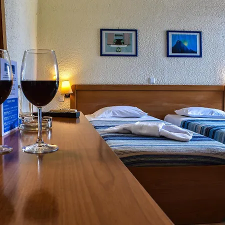 Kanelli 3* Selianítika